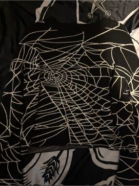 Black & White Spiderweb Knit Sweater - Brand Unspecified